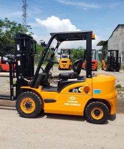 Xe nâng dầu 2.5 tấn dòng X HangCha